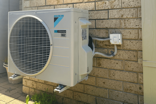 mini split air conditioner